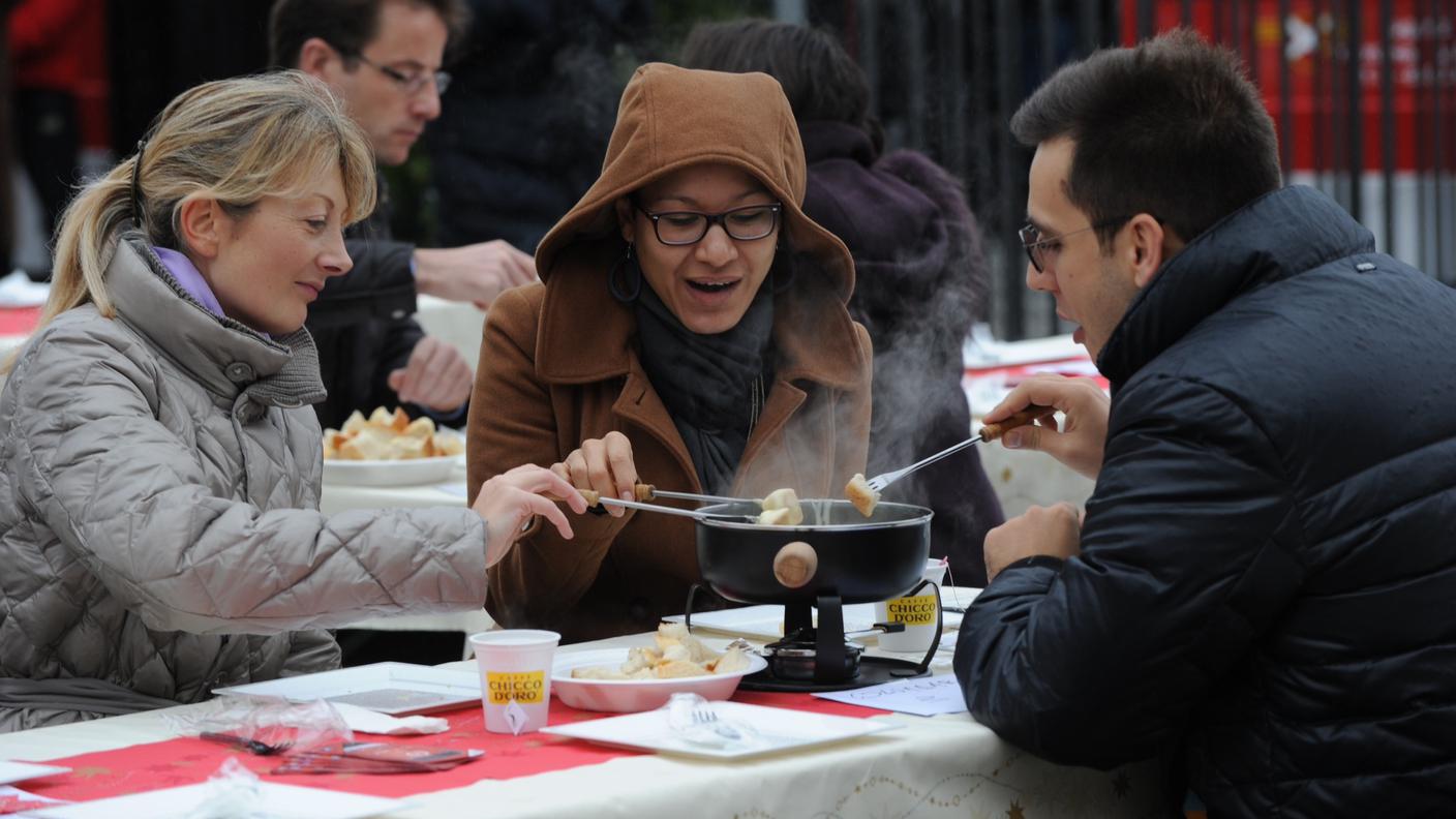 Fondue trio TP.JPG
