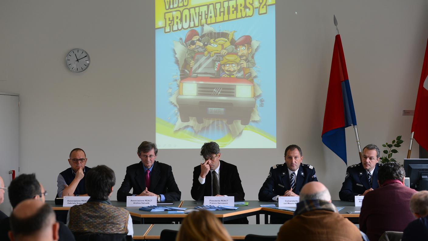 frontaliers conf. stampa tp 09.12.2013.jpg