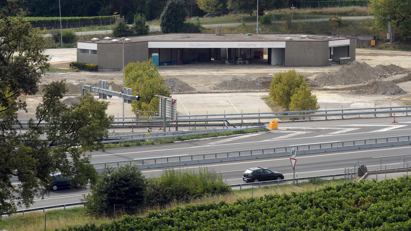 area di servizio coldrerio ovest tp.jpg