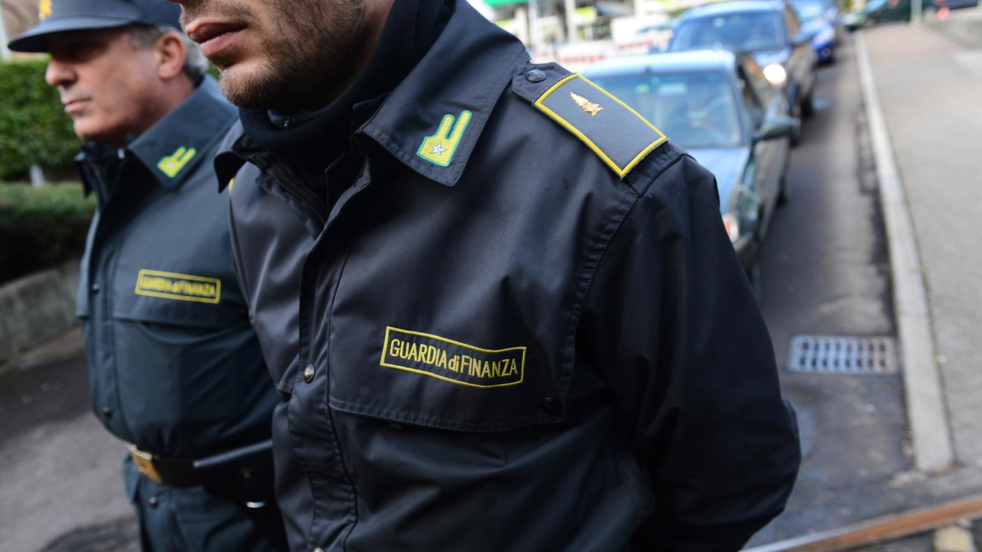 Gli uomini delle Fiamme Gialle lavorano al caso da oltre un anno