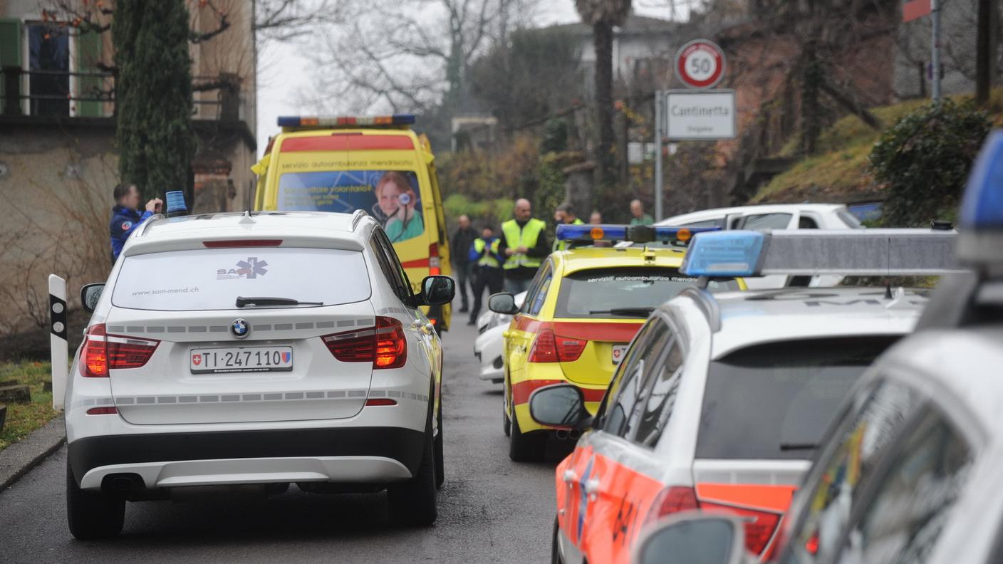 I soccorsi sul luogo dell'incidente a Ligornetto