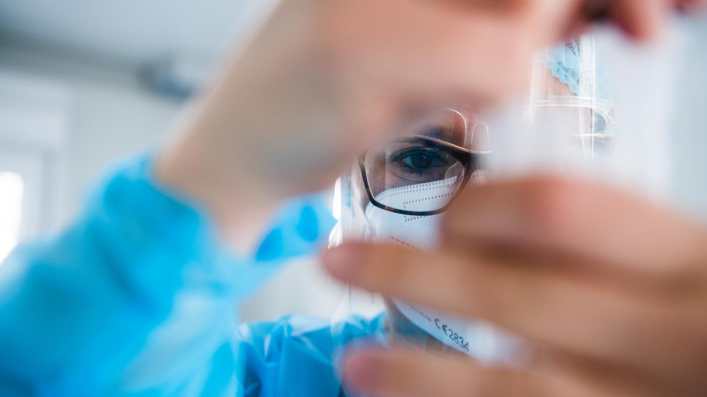 Le nuove infezioni restano ai livelli più alti registrati dall'inizio della pandemia
