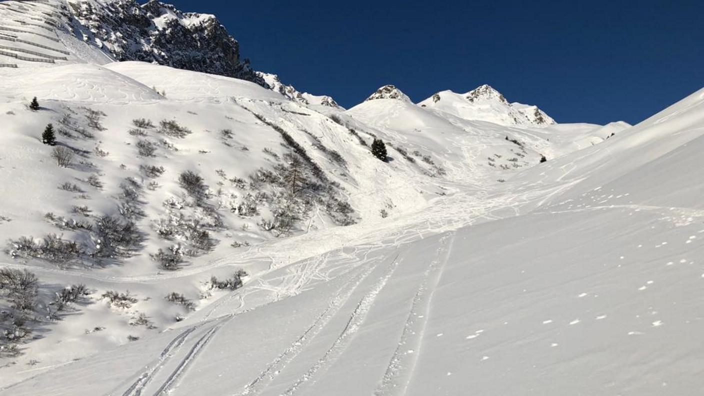 2022-02-04 Schneebrett Davos__w_1600__h_0.jfif