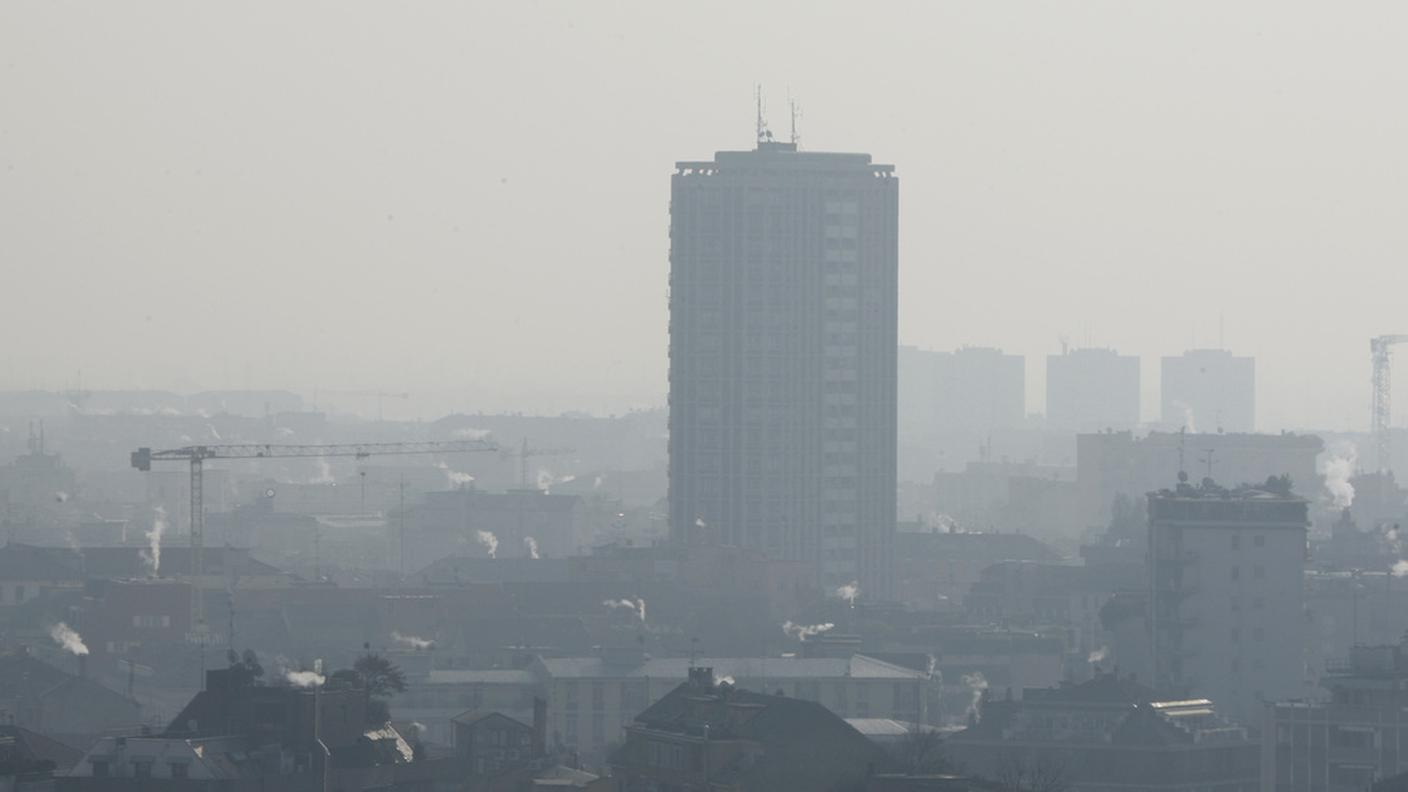 Milano, smog, inquinamento, 27.1.2010, Ky_.JPG
