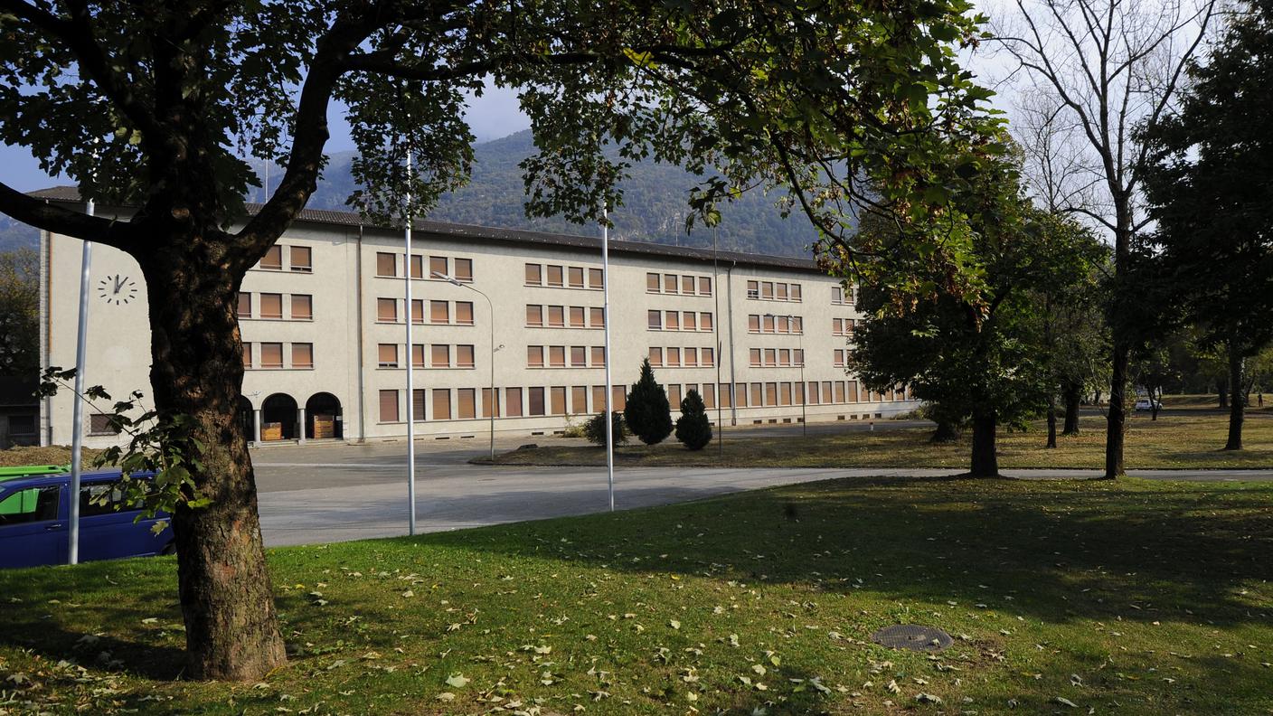 caserma losone 2011 tp.jpg