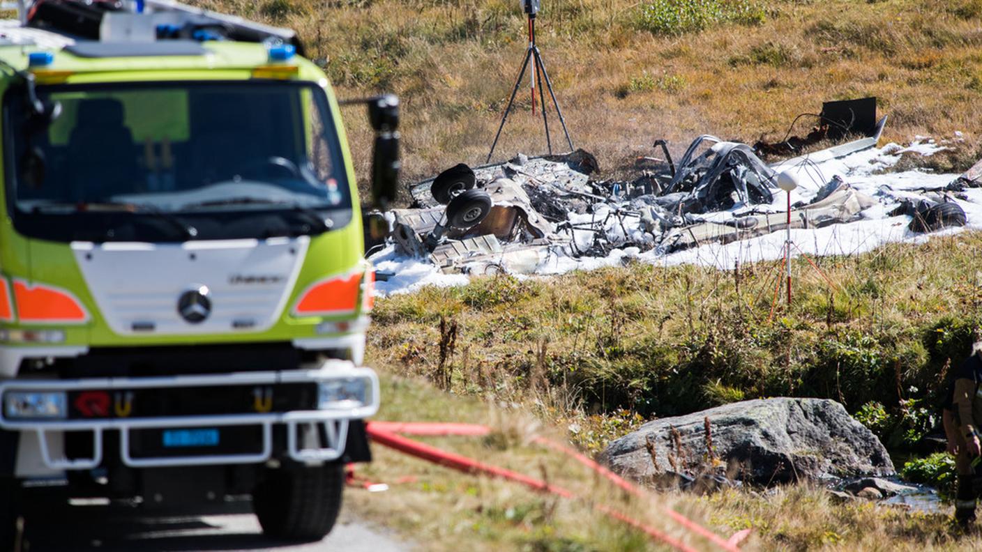Il Super Puma delle Forze Aeree schiantatosi sul passo del San Gottardo nel 2016.