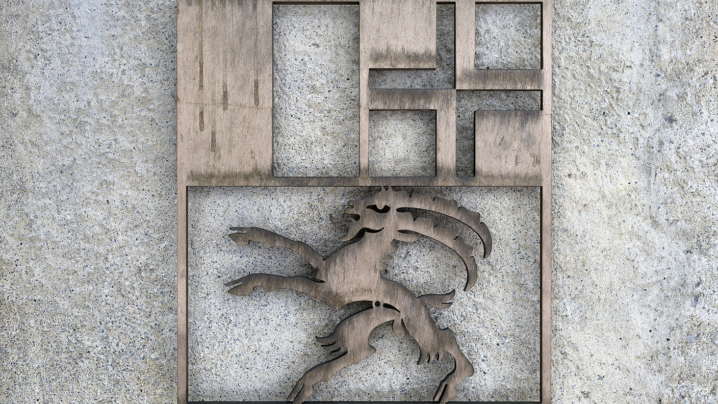 Lo stemma grigionese fuori dalla sede del Parlamento