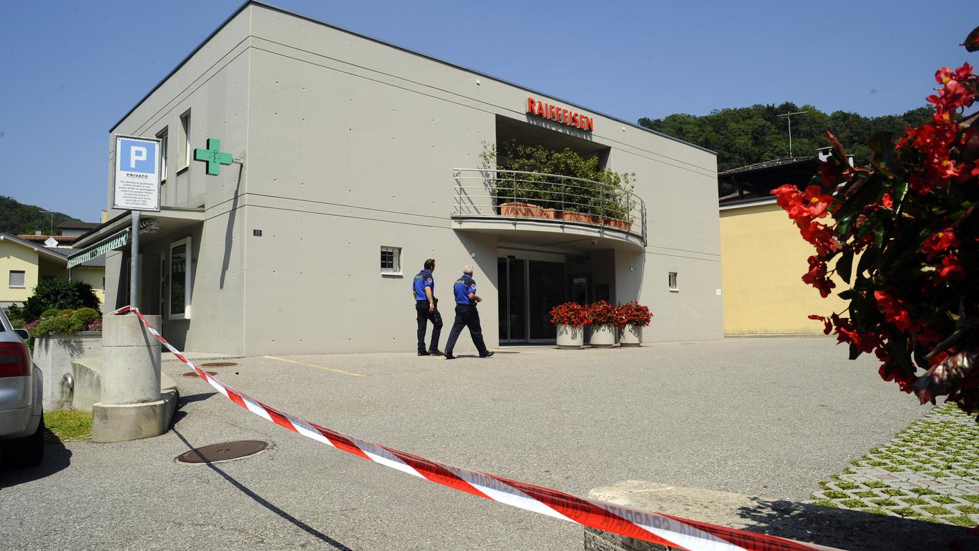 La banca rapinata ad Arzo