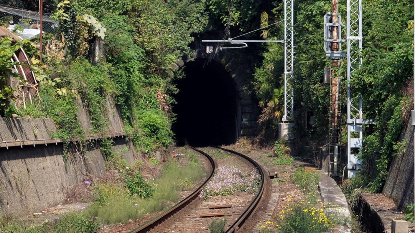 La galleria ferroviaria Luino-centro