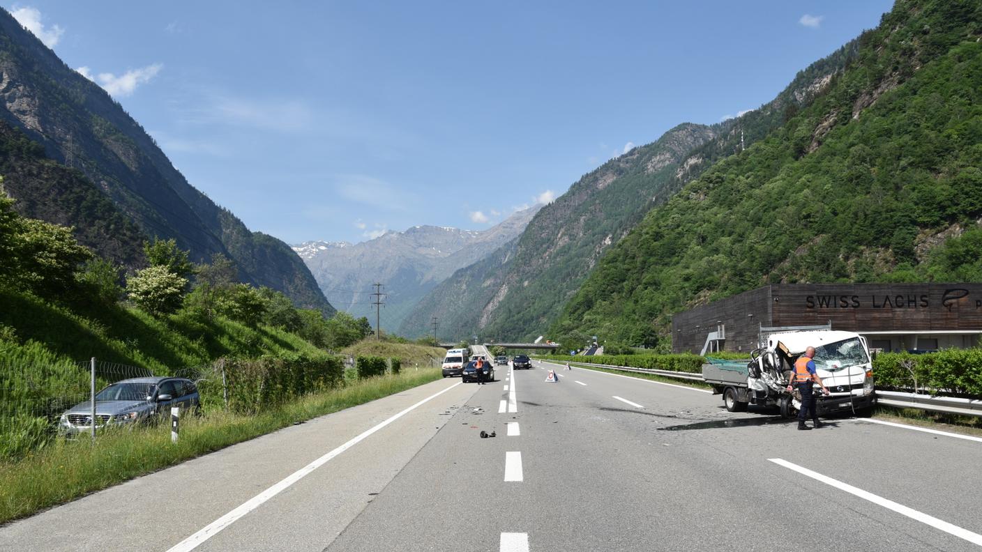 L'incidente è avvenuto sulla  corsia d'accelerazione verso sud