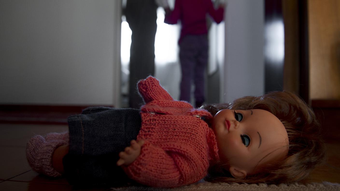 abusi maltrattamenti pedofili minori pedofilo tp.jpg