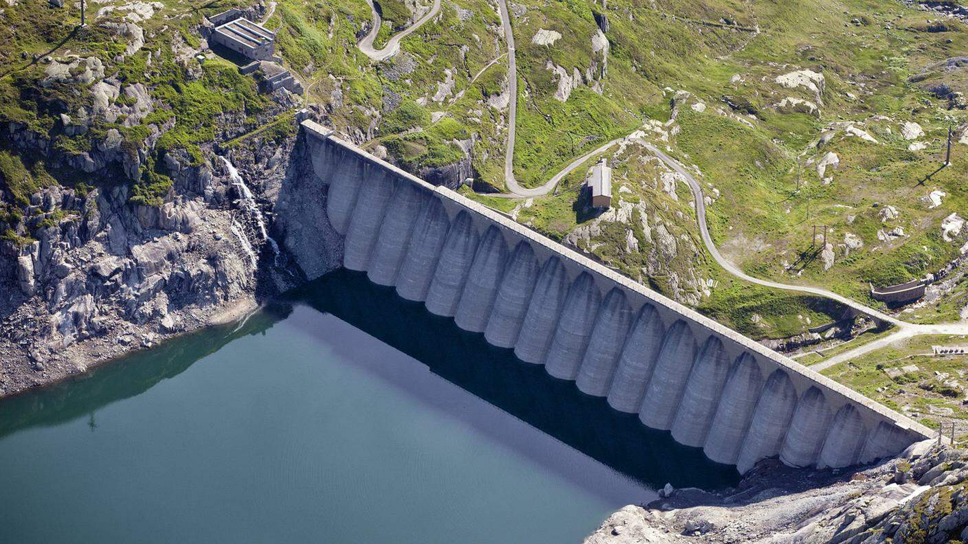La diga del Lucendro: il 94,2% dell'energia prodotta in Ticino viene dall'idroelettrico