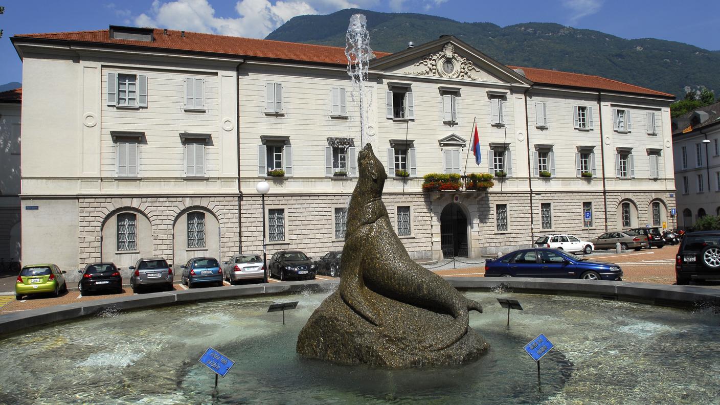 A Bellinzona si guarda a Milano