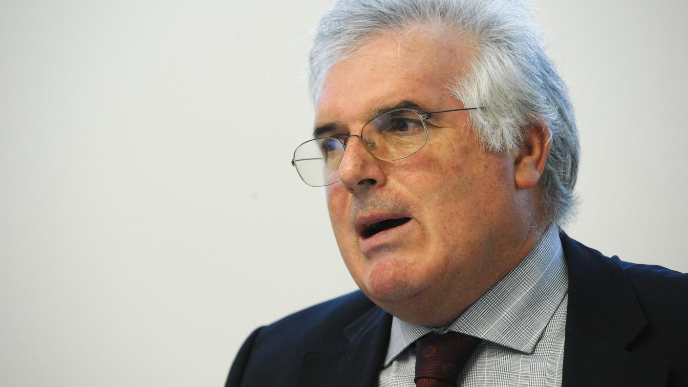 A fare da arbitro c'era il capo della Sezione enti locali Elio Genazzi. Il suo ufficio si occupa della perequazione intercomunale