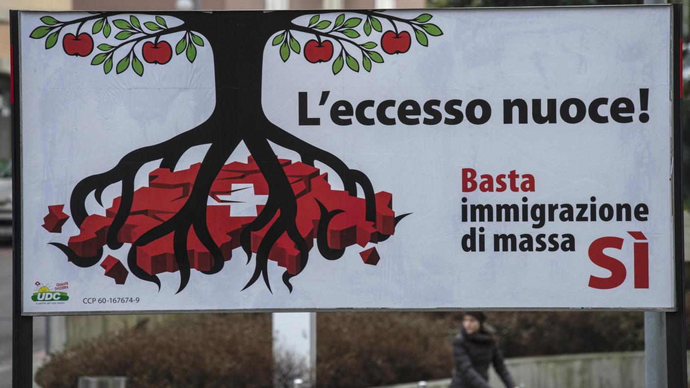 iniziativa UDC immigrazione manifesto 2014 ky.JPG