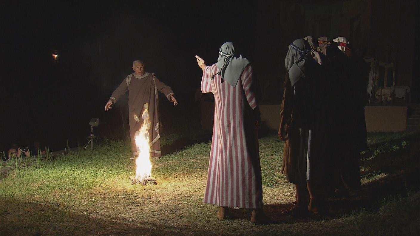 Coldrerio processione 2014 RSI 2.JPG