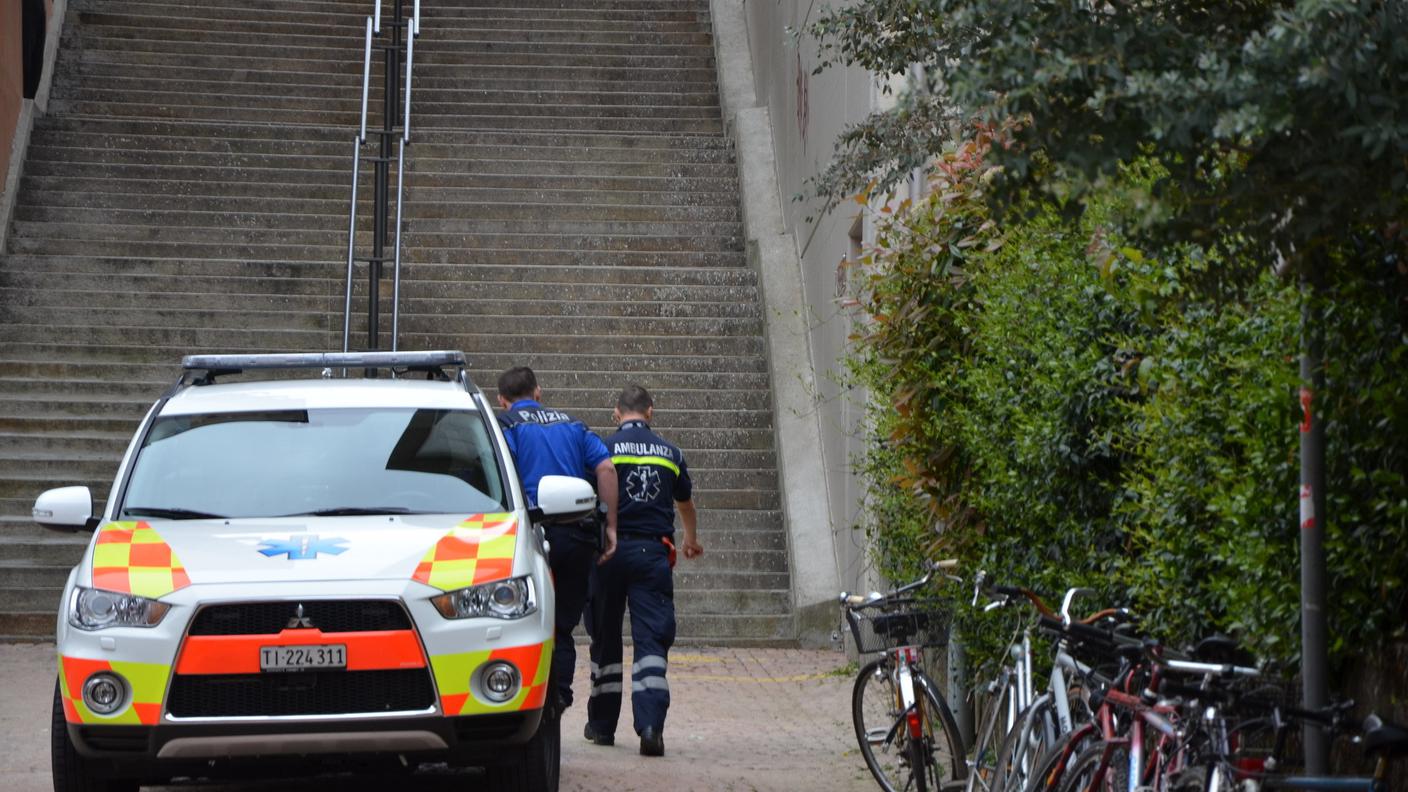 bellinzona ciclista ferito1 18.4.14 rescuemedia.jpg