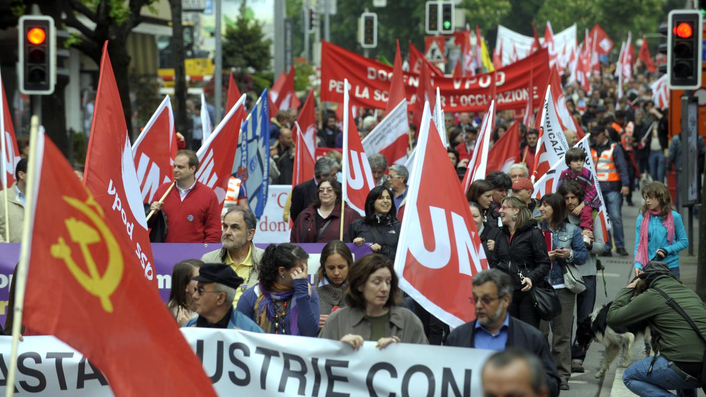 Primo maggio 2010_Lugano_corteo_TiPress_145283.jpg