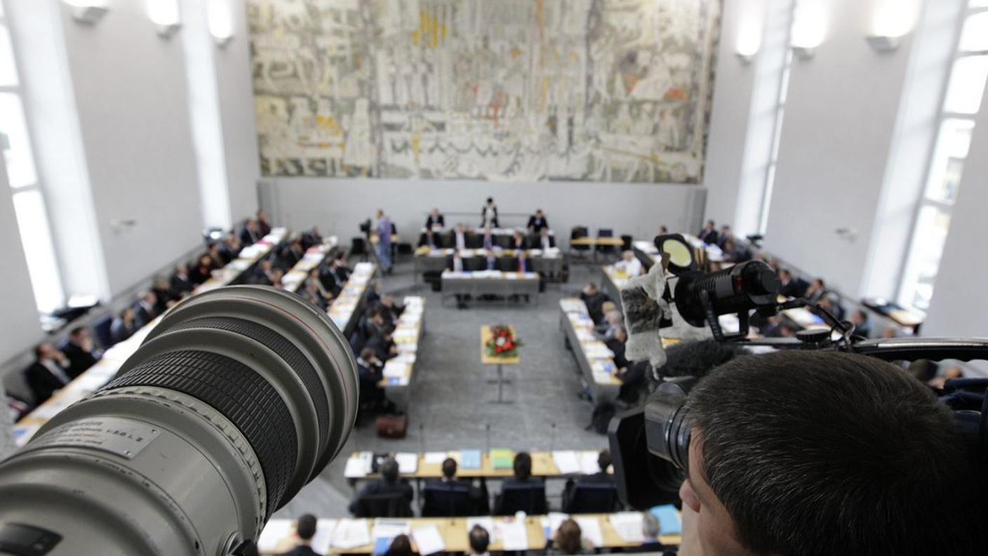 parlamento grigioni ky.JPG