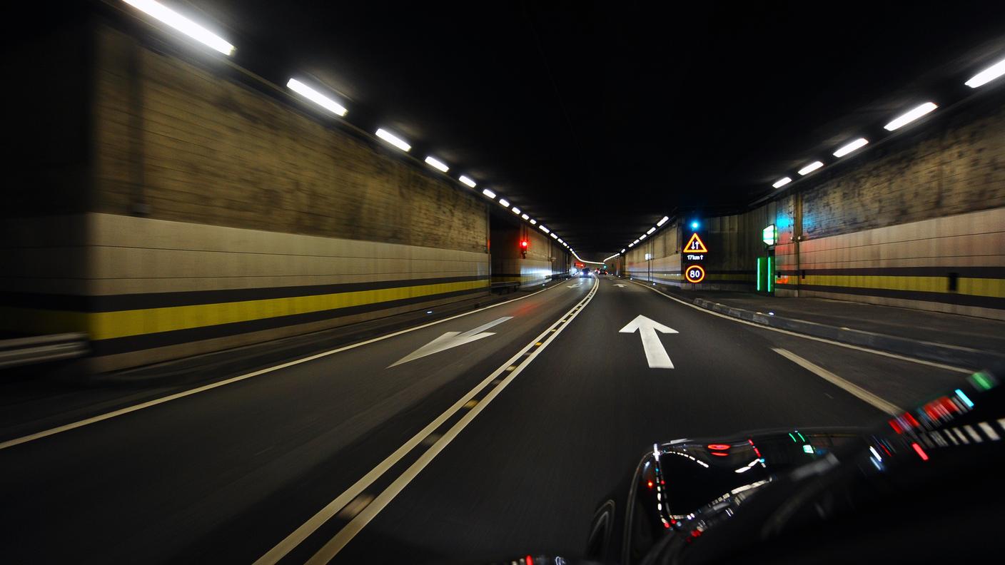 tunnel san gottardo tp.jpg
