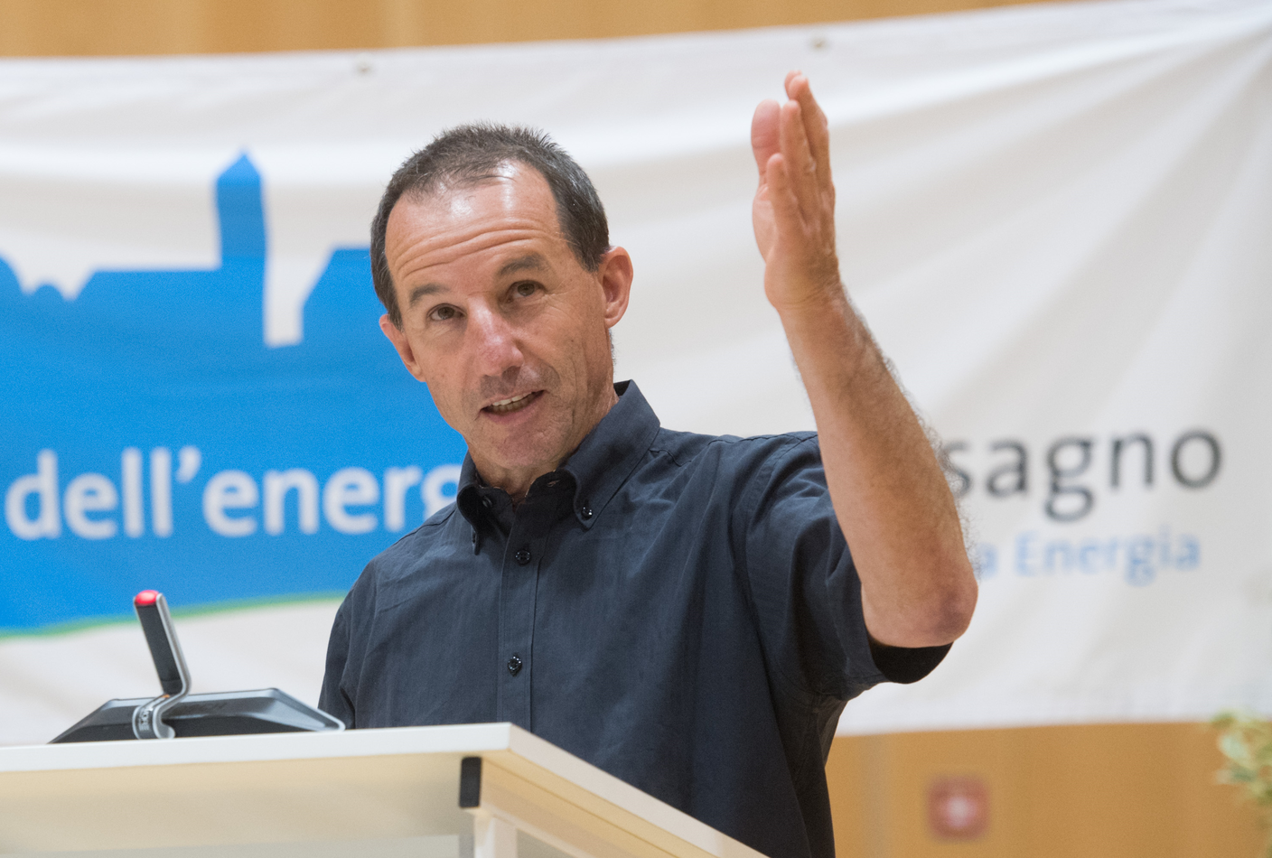 Claudio Caccia è il rappresentante in Ticino dell'organizzazione Energia Legno Svizzera
