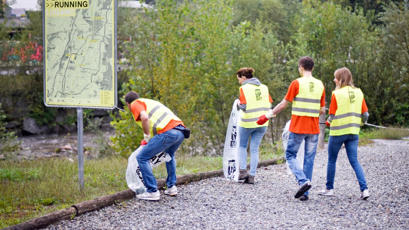 I volontari si sono mobilitati anche in Ticino