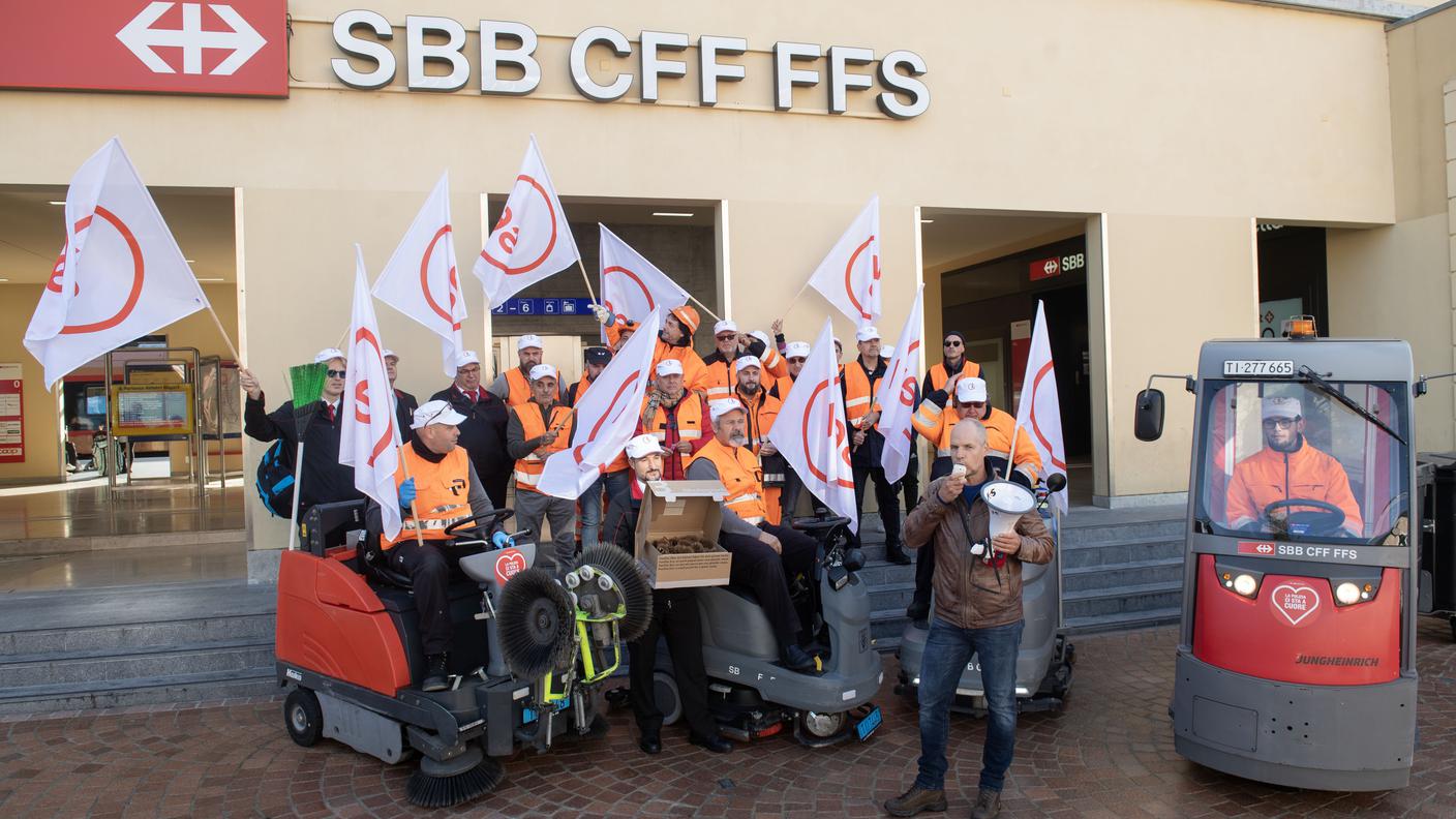 Un momento dell'azione sindacale a Bellinzona