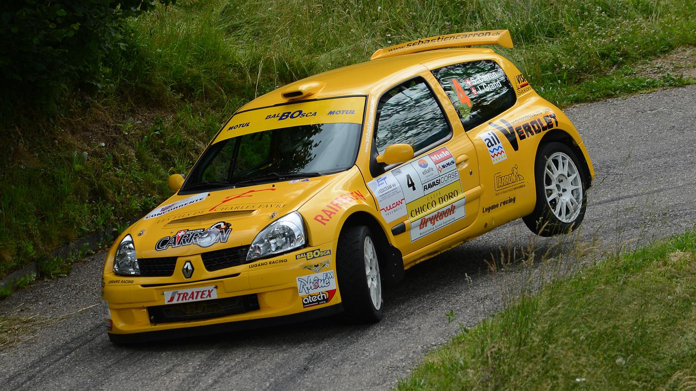 Una Renault Clio simile a quella che piloterà Claudio Zali