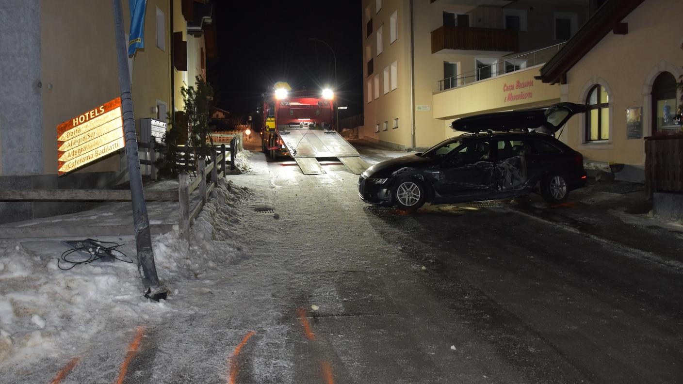L'incidente in via Staziun a Zuoz