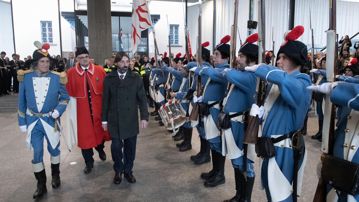 A Lugano corteo e poi parte ufficiale al Palazzo dei Congressi