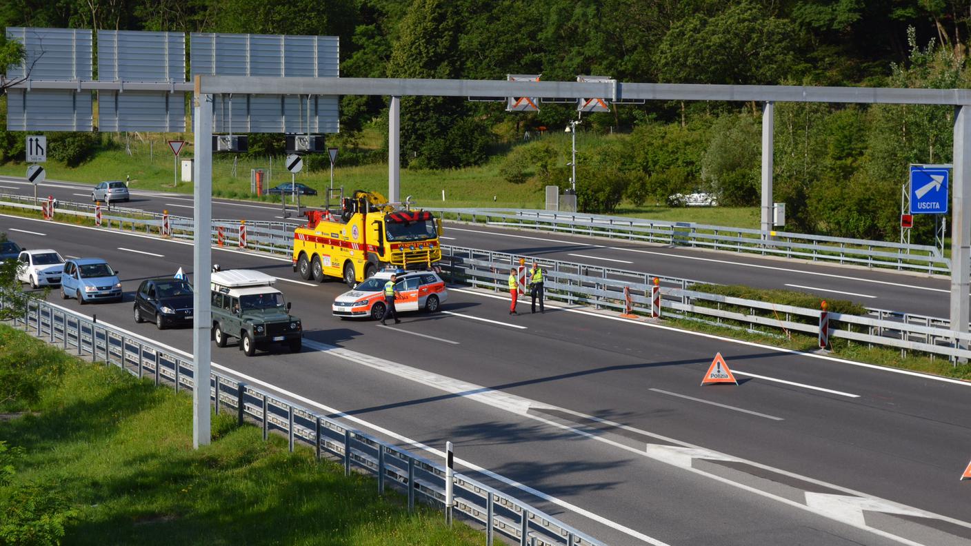 Traffico bloccato sull'A2