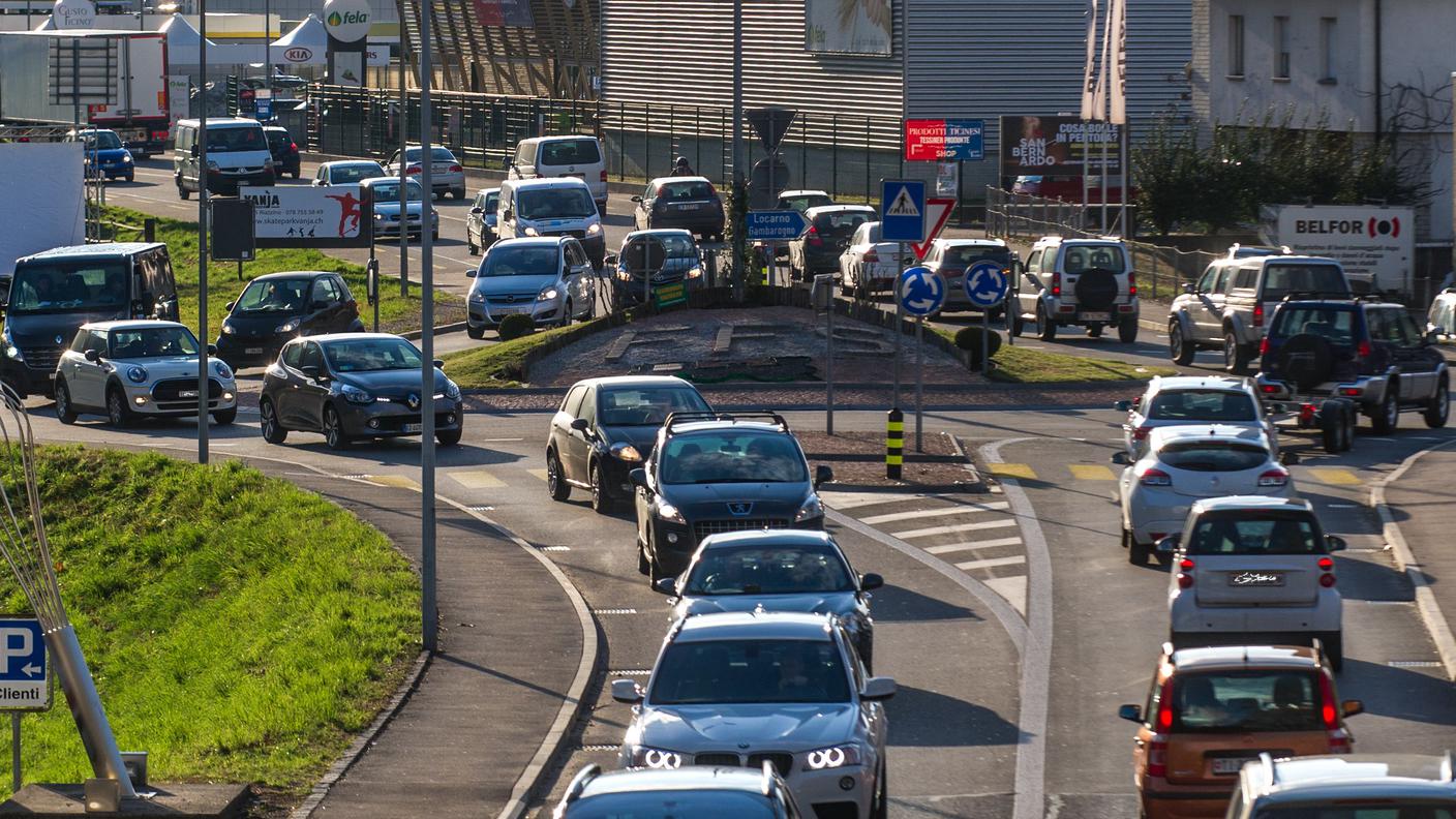 Berna promuove i semafori sul piano di Magadino 