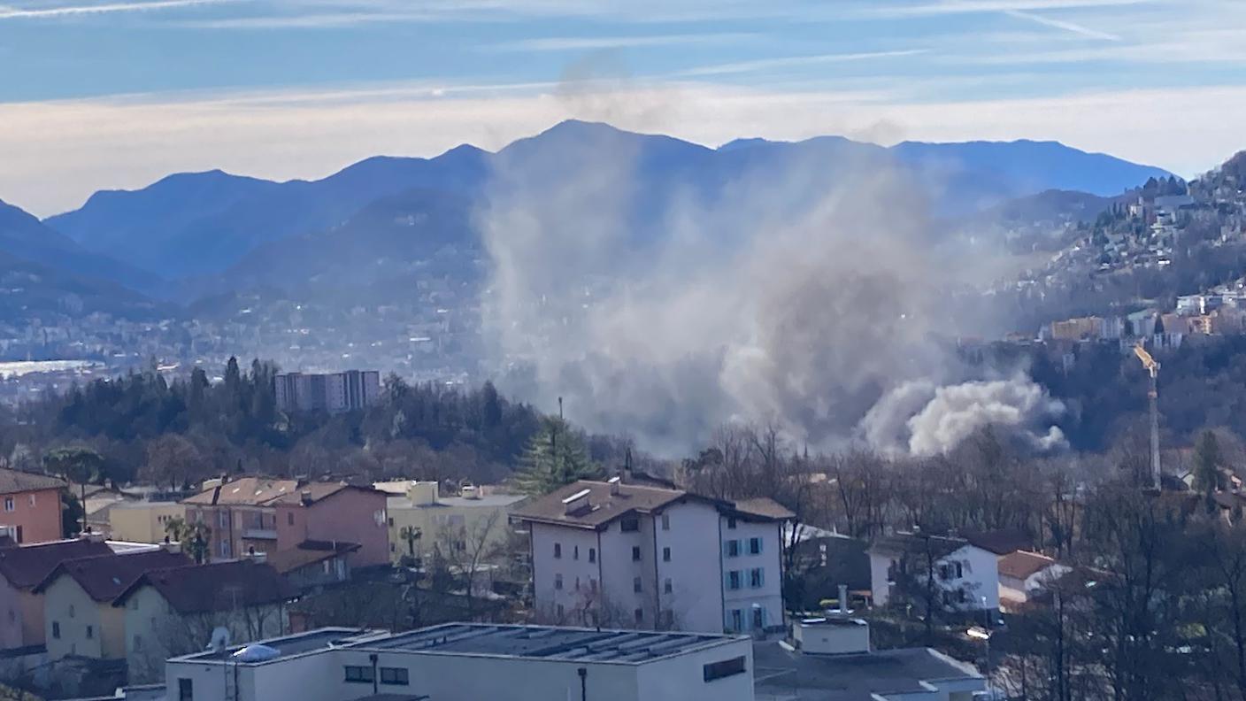 Dalla zona si leva molto fumo