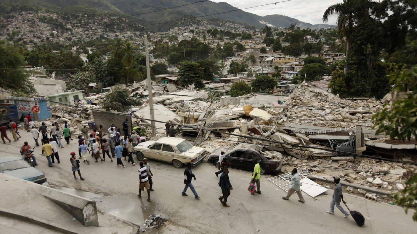 Port-au-Prince in macerie dopo il sisma del 2010