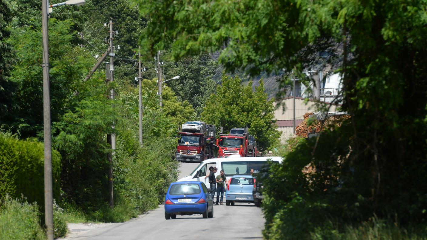 Pollegio, presidio sindacale e blocco strada per le cave