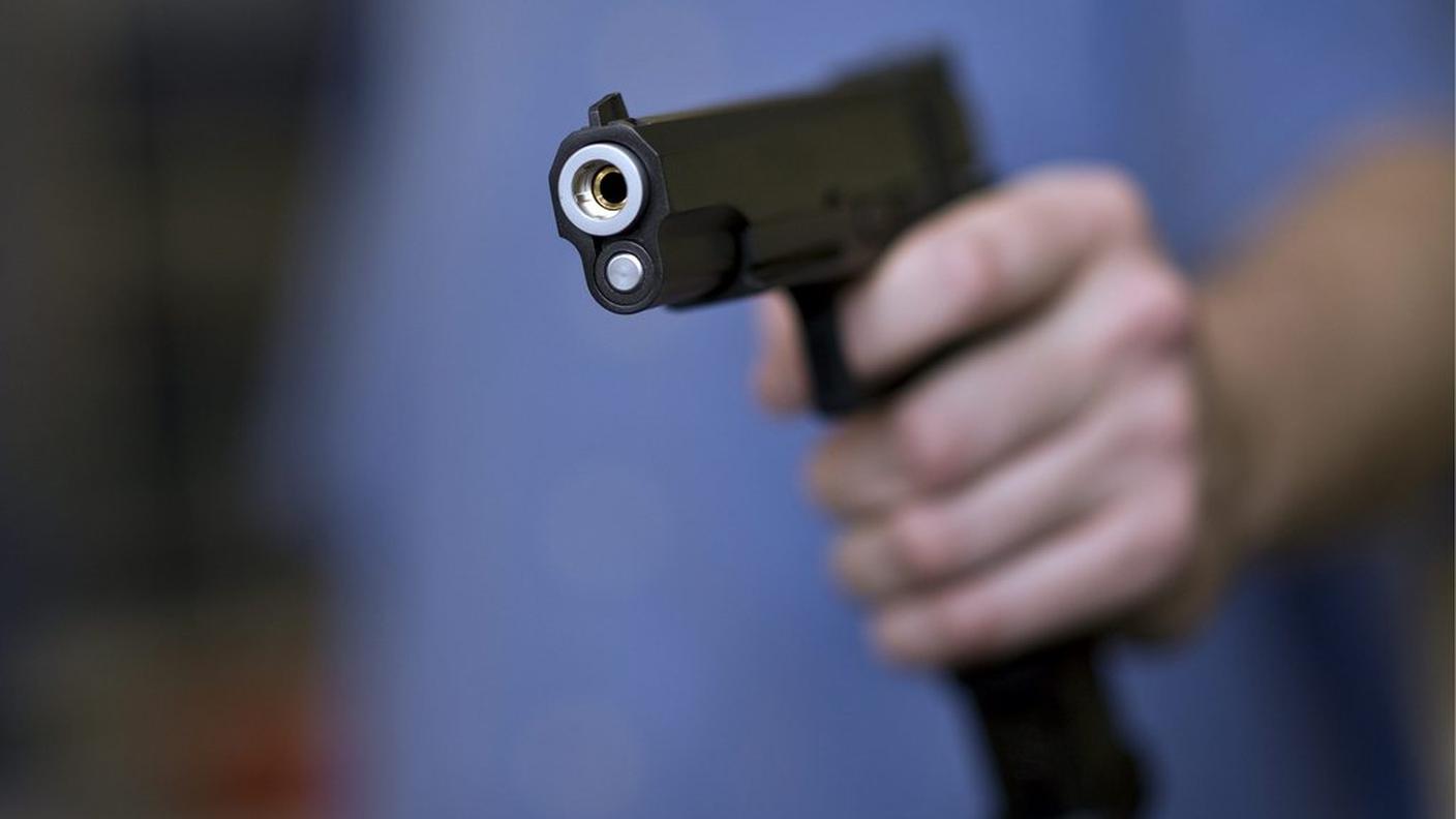 Una pistola soft air simile a quelle usate sabato sera a Caslano