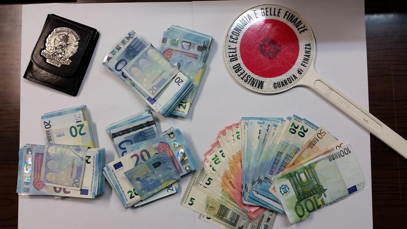 Una parte del denaro sequestrato
