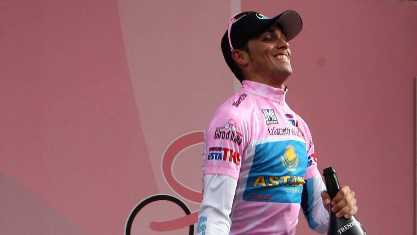 Alberto Contador festeggia