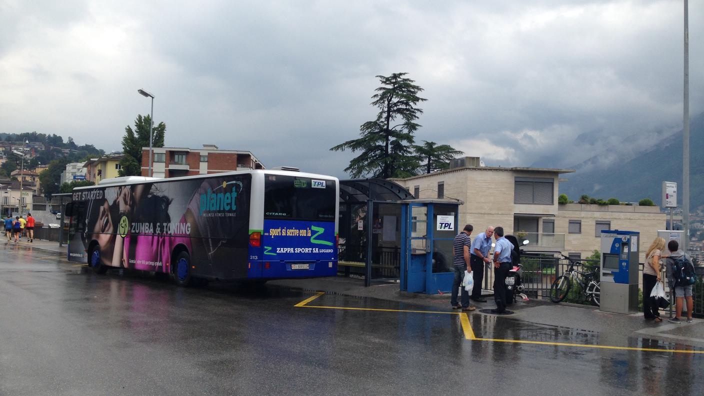 Il chiosco è stato sostituito da una ex cabina telefonica