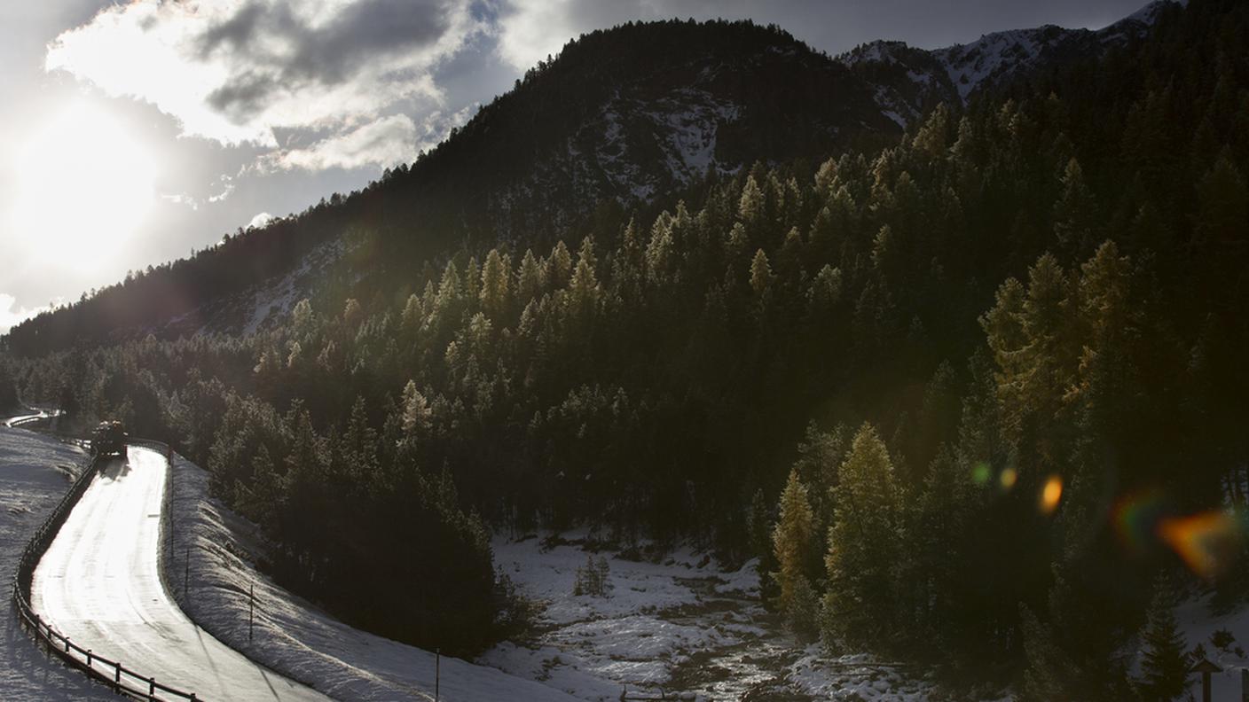 Un'immagine invernale della strada nel Parco nazionale