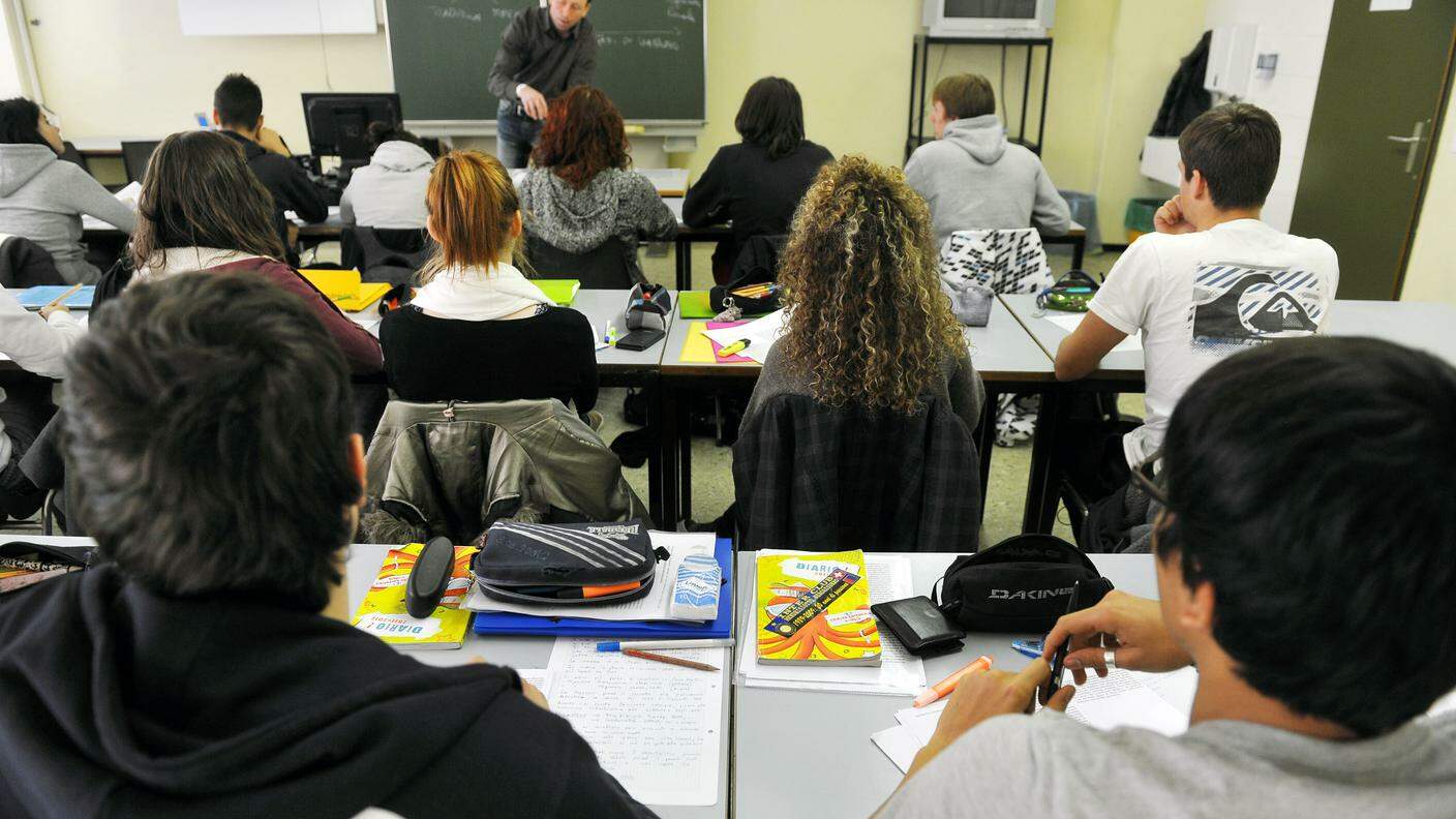 I liceali della regione devono attualmente studiare a Bellinzona