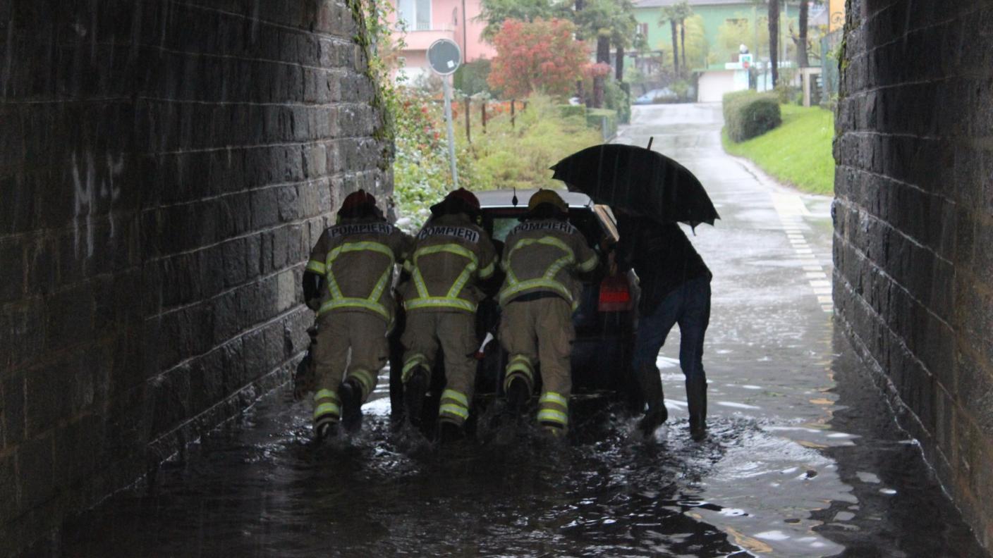 Situazione risolta a forza di pompe e di braccia