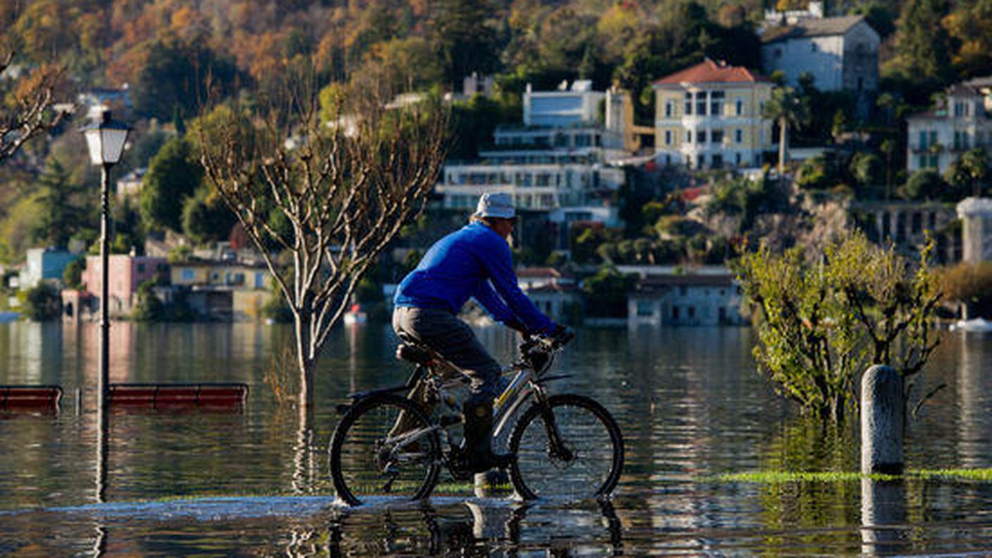 Ascona: lungolago allagato
