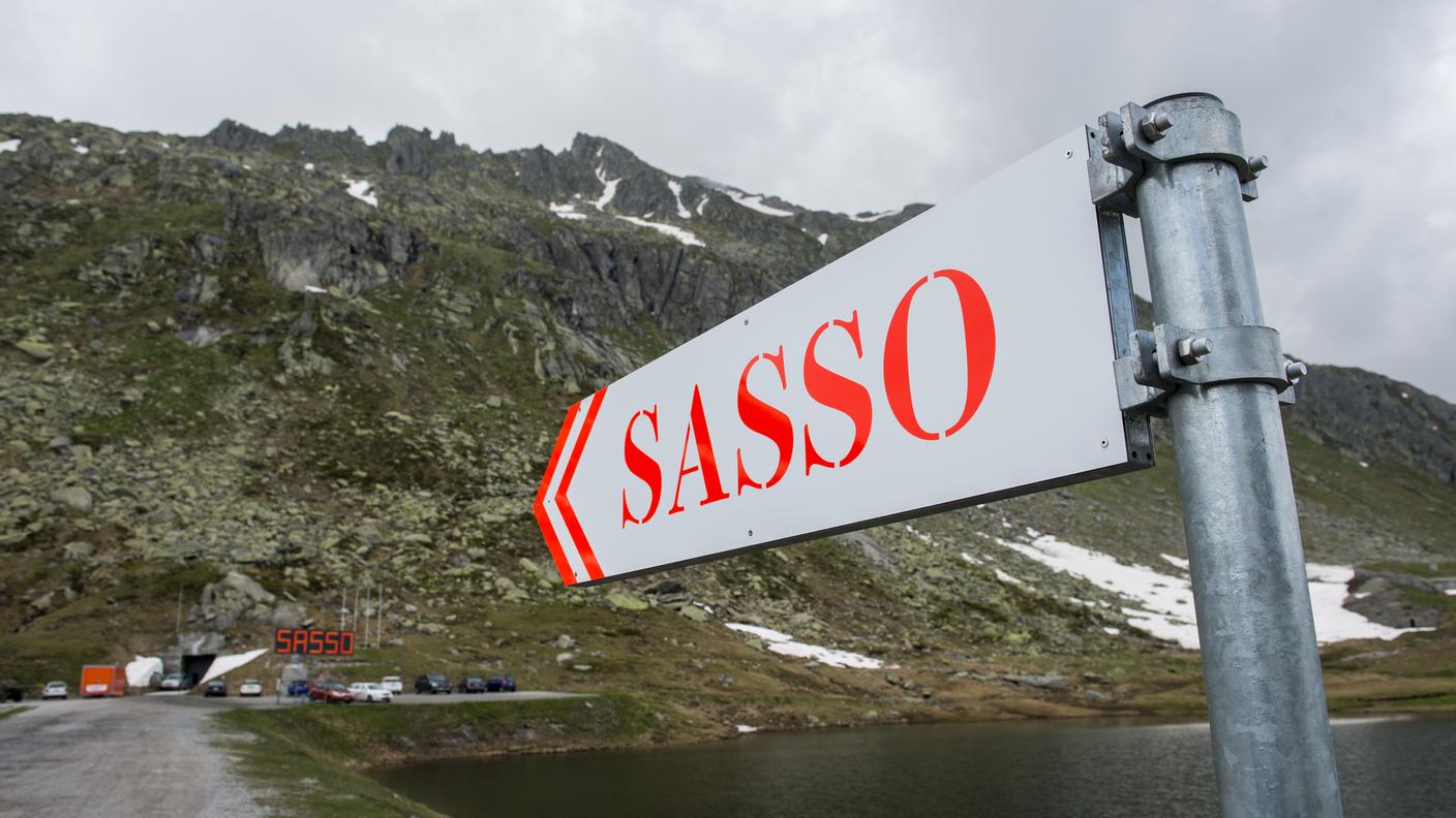 Verso l'ingresso dell'ex forte militare