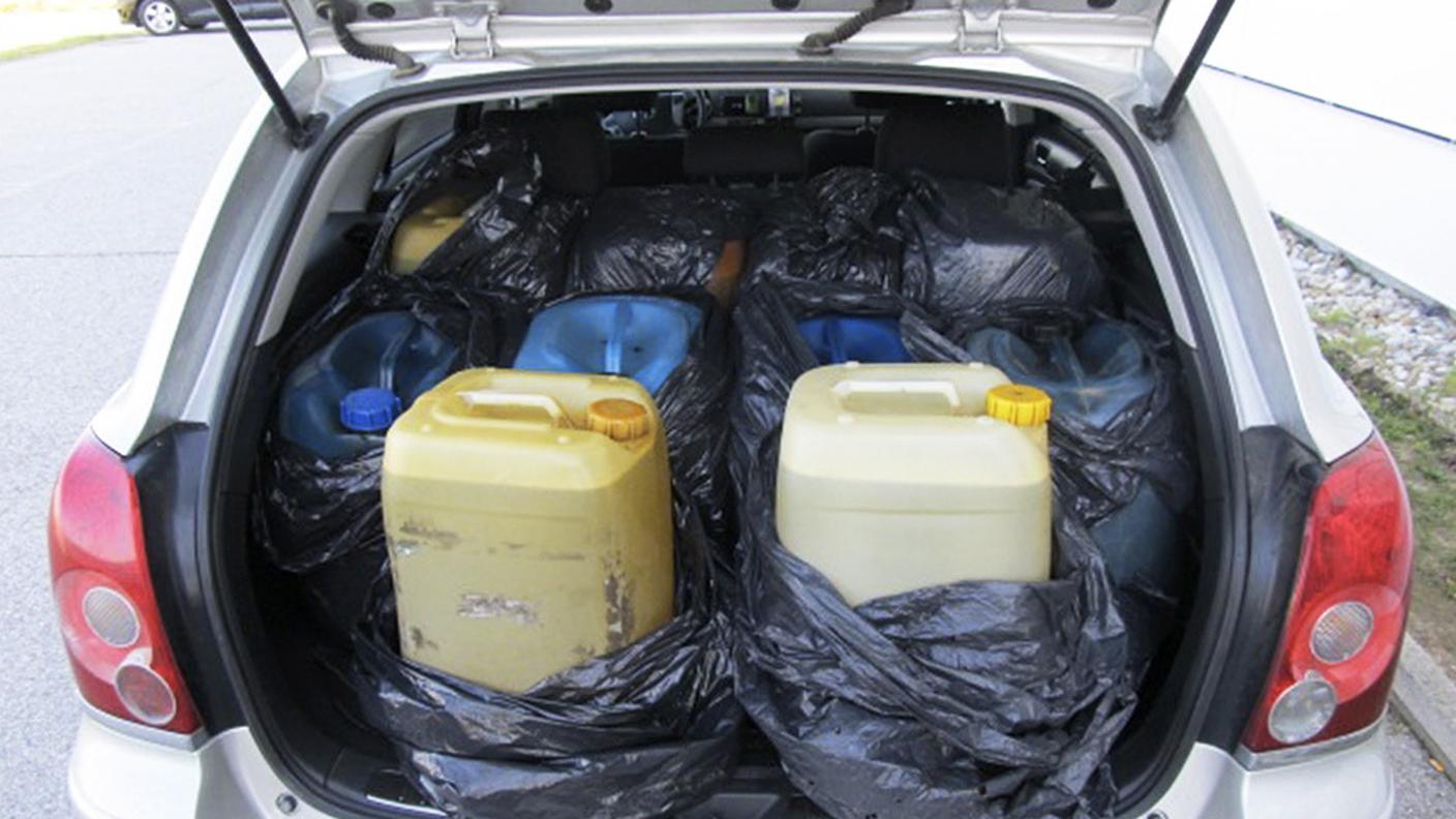 Scoperto contrabbando di gasolio con l'Italia