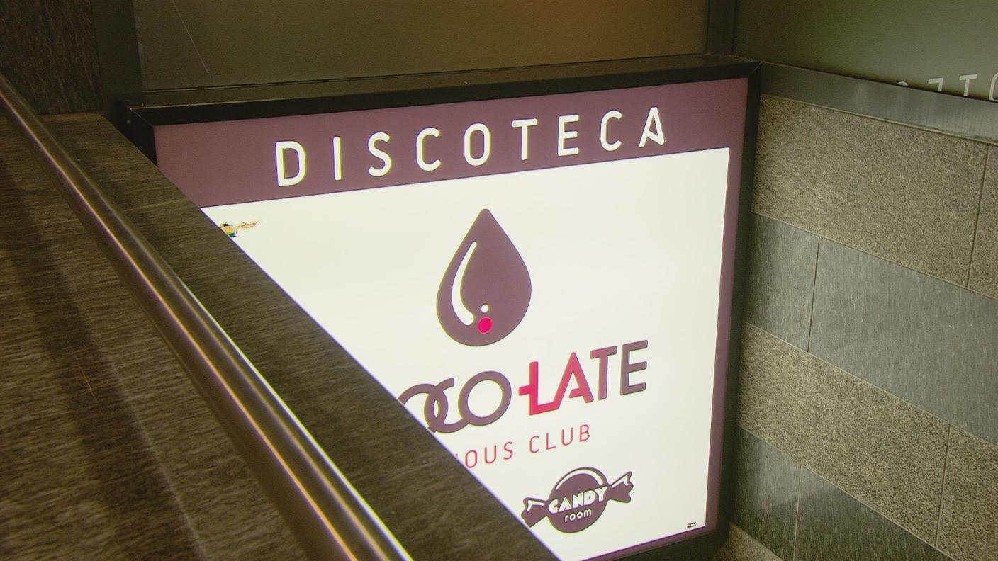 La discoteca teatro dell'aggressione all'agente