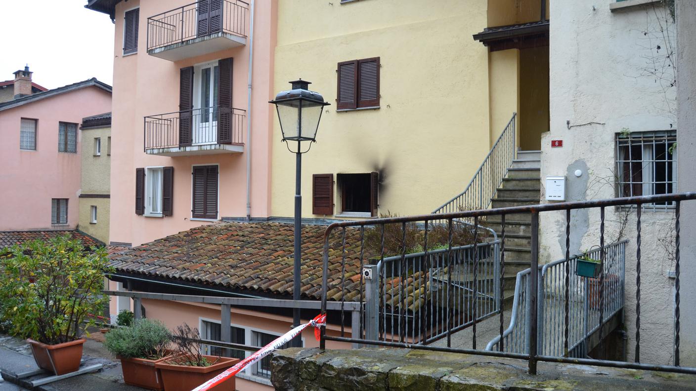 L'abitazione dalla quale sono divampate le fiamme