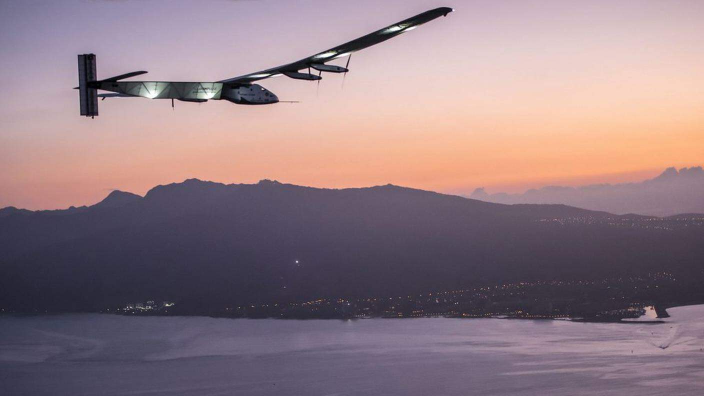 L'aereo, alimentato a energia solare, progettato dall'Università di Losanna