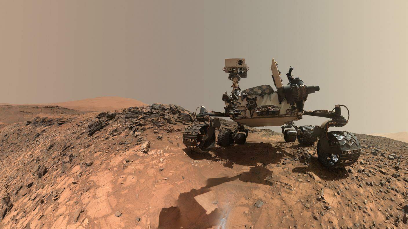 Uno degli autoscatti: Marte dista ora dalla Terra oltre 80 milioni di chilometri