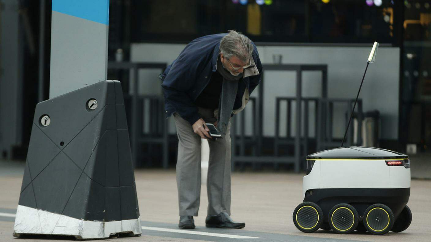 I piccoli robot hanno una capacità di trasporto di 8 chili